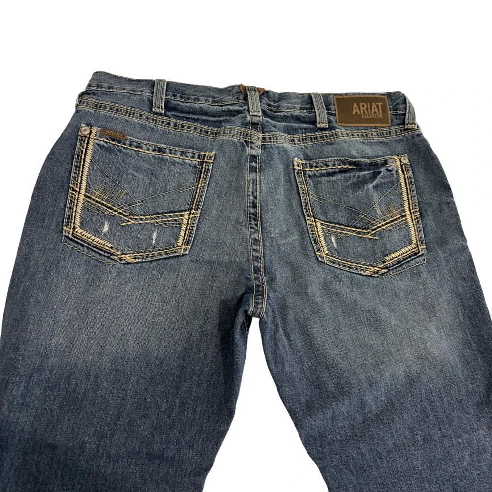 Ariat M5 Straight Fit Blue Jeans Mens 38x30 Durable Denim Rugged Western Cowboy